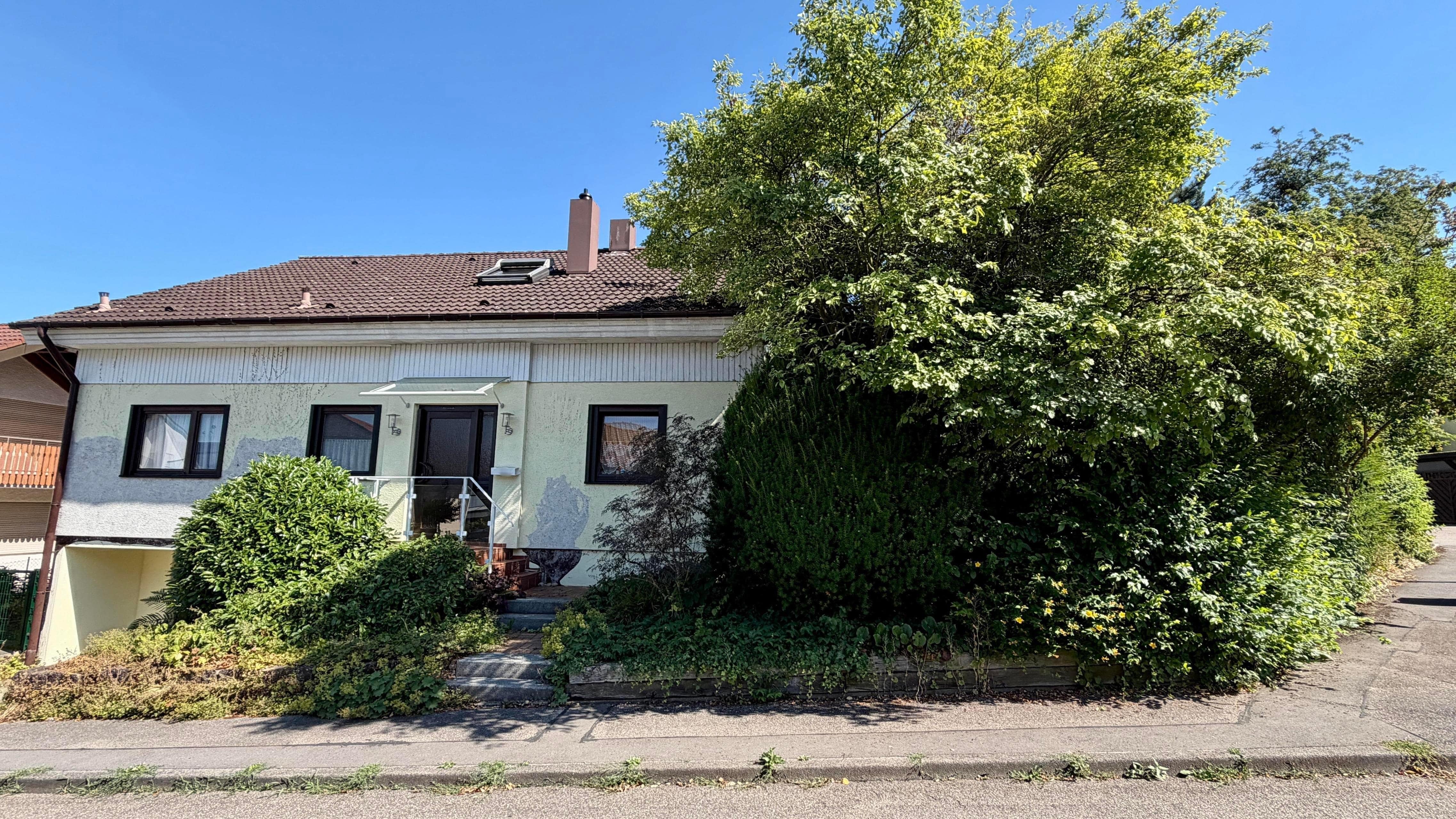Immobilie in Ellhofen - Gepflegtes Haus mit viel Platz für die Familie - Bild 0