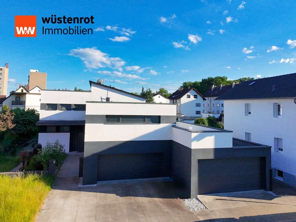 Immobilie in Rodenbach - Luxuriöses Traumhaus mit Sanierungsbedarf - Bild 0