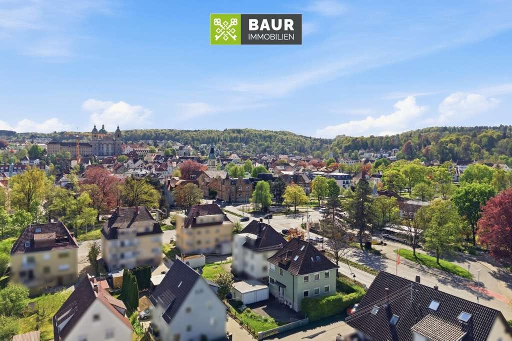 Immobilie in Weingarten - 360° I Charmantes Dreifamilienhaus mit Entwicklungspotenzial in zentrumsnaher Lage von Weingarten - Bild 2