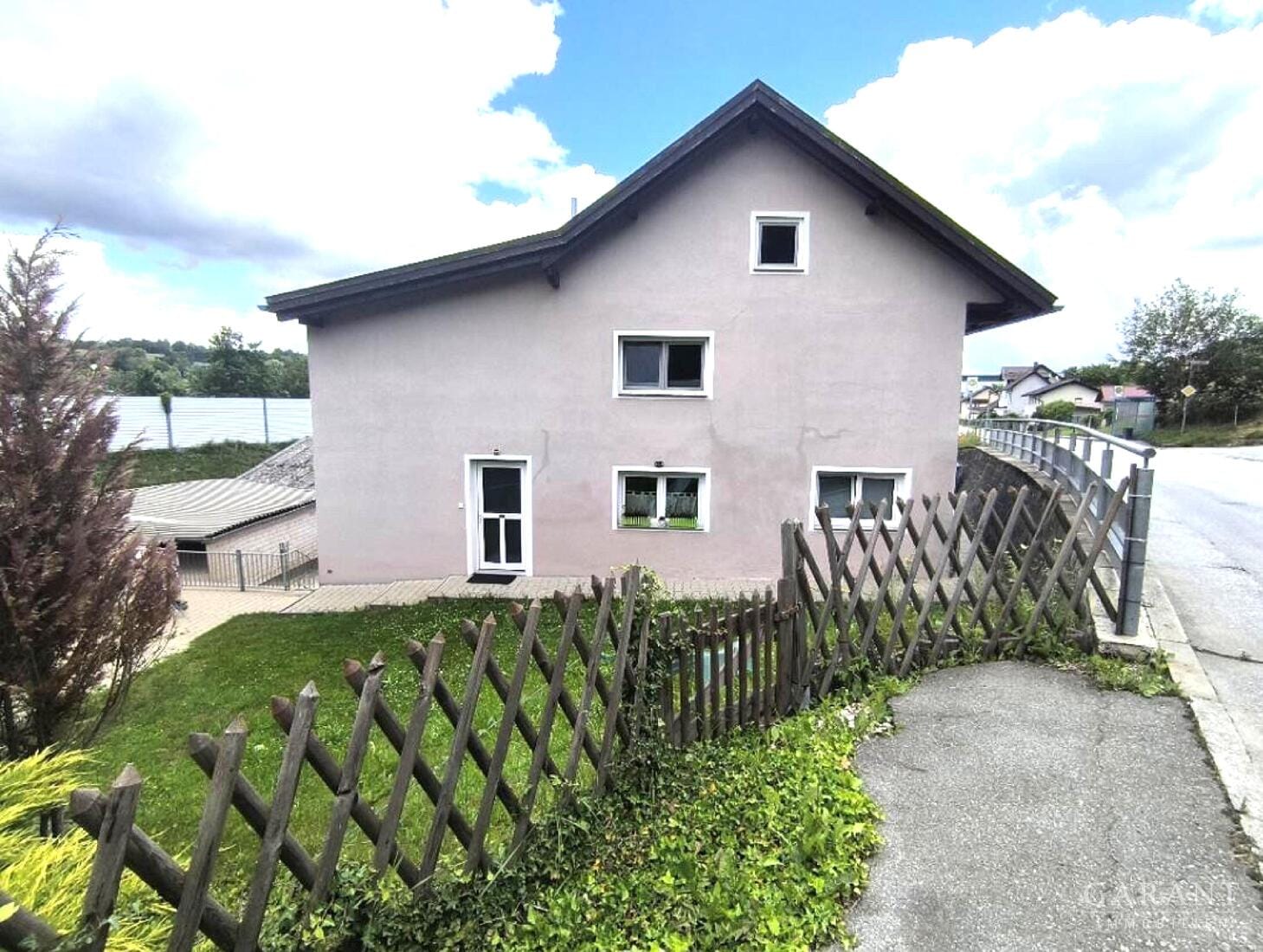 Immobilie in Passau - Verkauf unter dem Marktwert - Ideal für langfristige Kapitalanleger - Bild 0