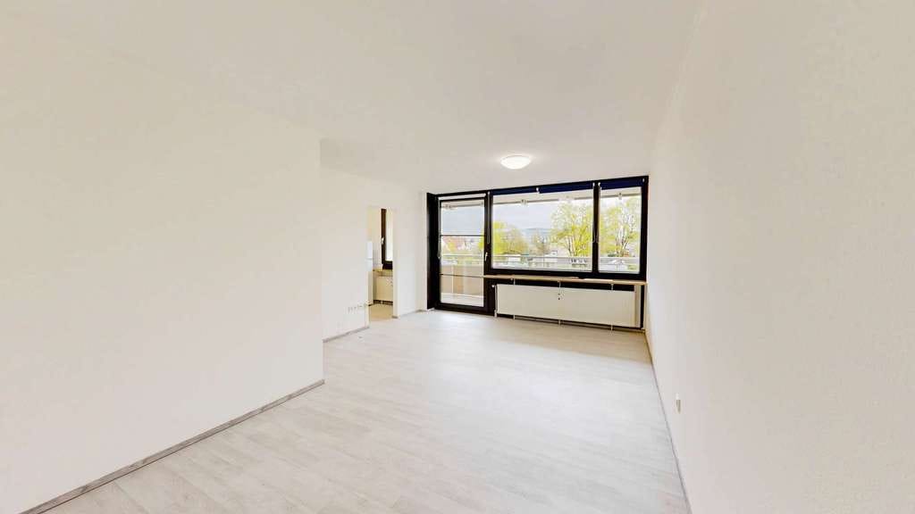 Immobilie in Ingolstadt - Einziehen oder investieren – 1-Zimmer-Wohnung mit Balkon - Bild 4