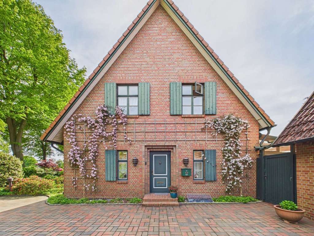 Immobilie in Horst - Stilvolles Landhaus auf traumhaftem 1.800 m² Gartengrundstück - Bild 1