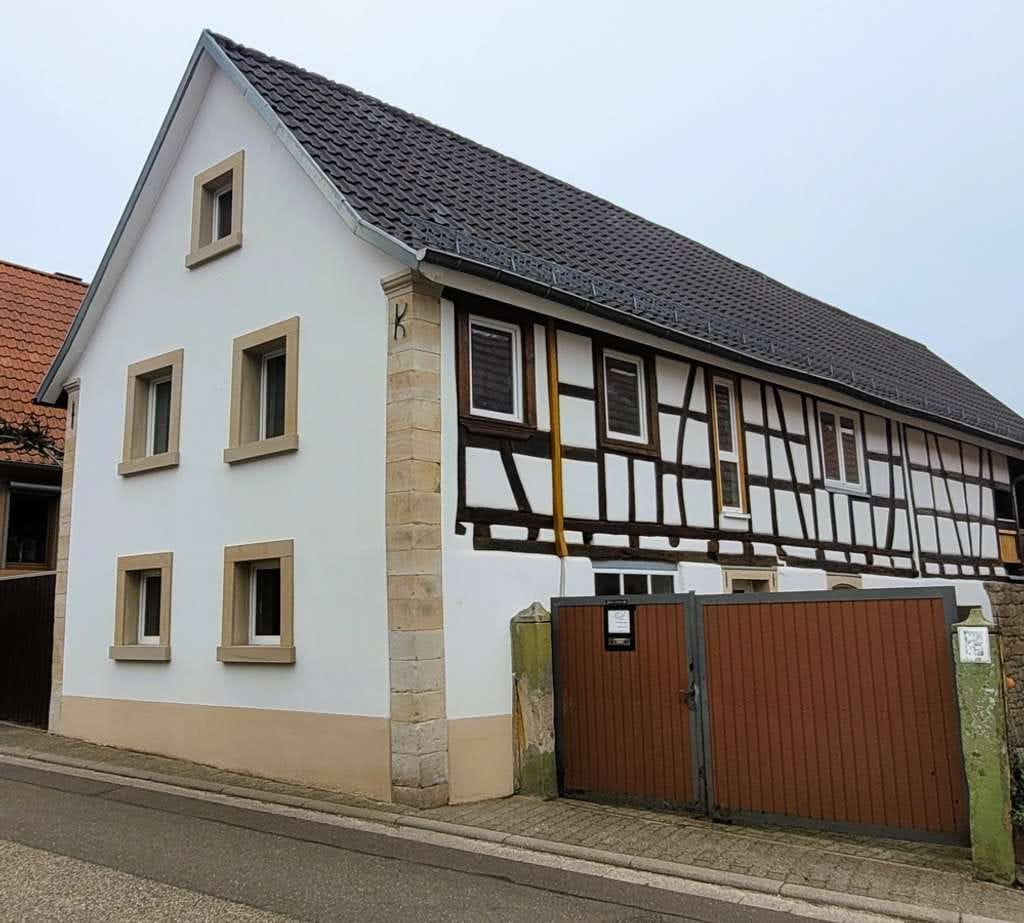 Immobilie in Klingenmünster - Umfangreich saniertes EFH mit Scheune in guter Lage in Klingenmünster - Bild 0