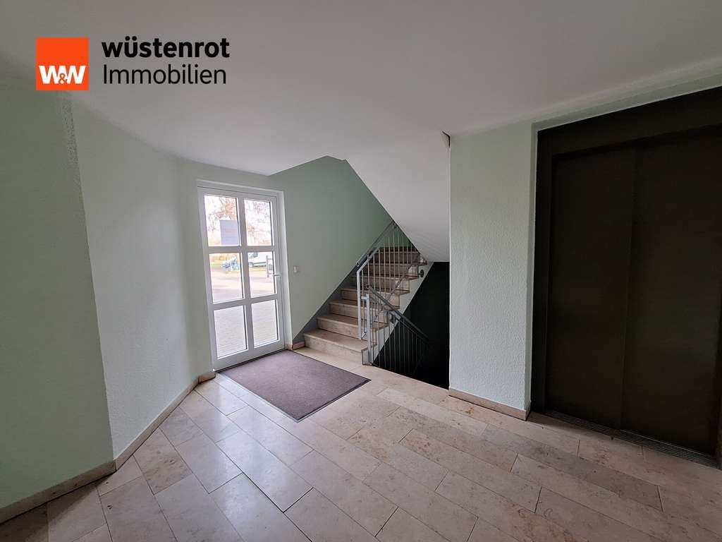 Immobilie in Gräfenhainichen - Gräfenhainichen. Attraktive 2-Raum-Wohnung mit großem Balkon – ideal für Singles oder Paare - Bild 1