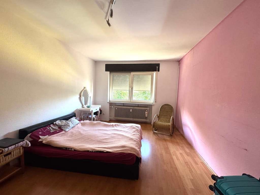 Immobilie in Mörfelden-Walldorf - Rendite mit Ruhe: Vermietete 2-Zimmer-Wohnung inklusive Loggia - Bild 1
