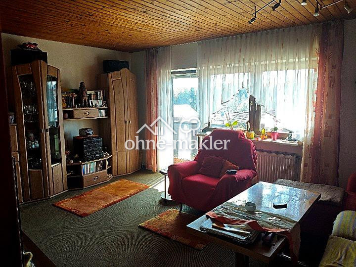 Immobilie in Spiegelau - Panoramablick & Top-Substanz: Sanierte Anlage mit Garage & Ausbaupotenzial - Bild 2