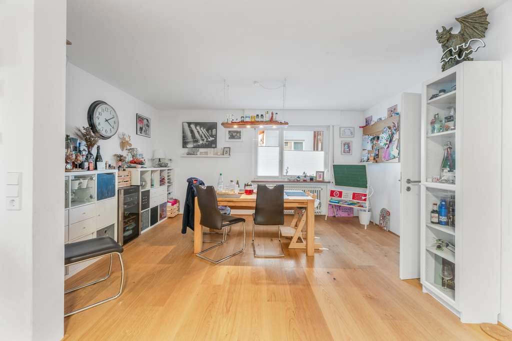 Immobilie in Ostfildern - Großzügige Wohnung für Eigennutzer – inklusive zwei vermieteter Apartments - Bild 3