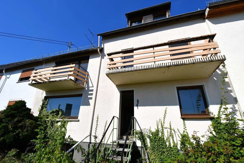 Immobilie in Arzbach - Ein- bis Zweifamilienhaus im Rohbauzustand: Verwirklichen Sie sich selbst! - Bild 2