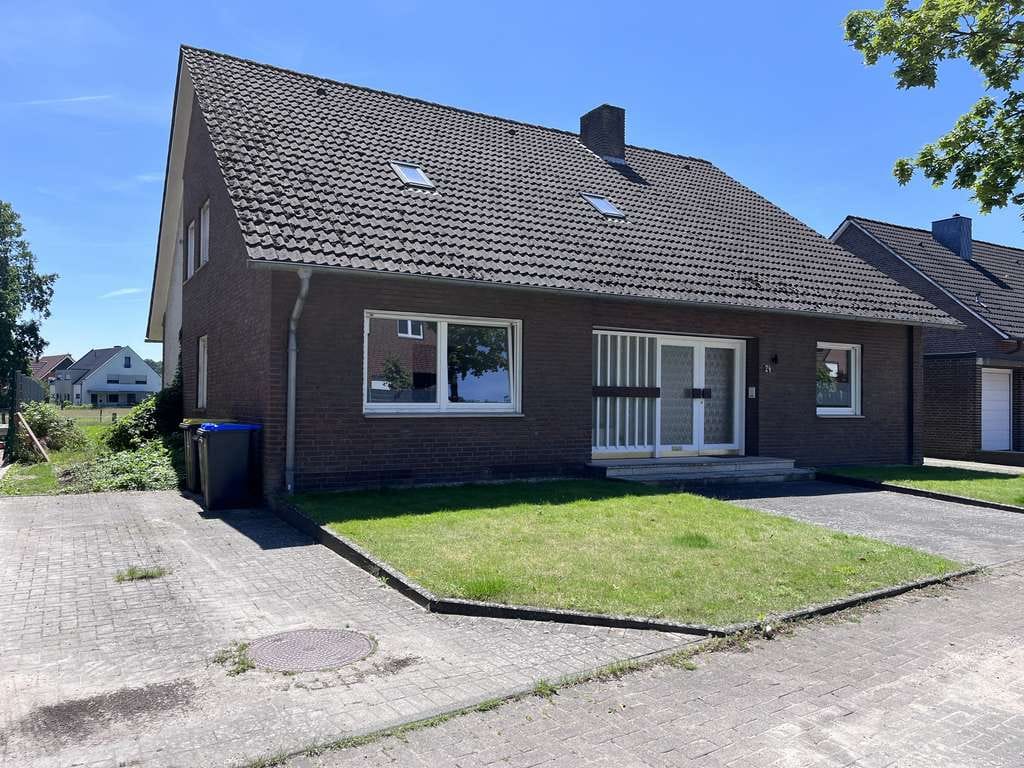 Immobilie in Ahaus - Geräumiges Familienhaus aus dem Dornröschenschlaf zu erwecken - Bild 2