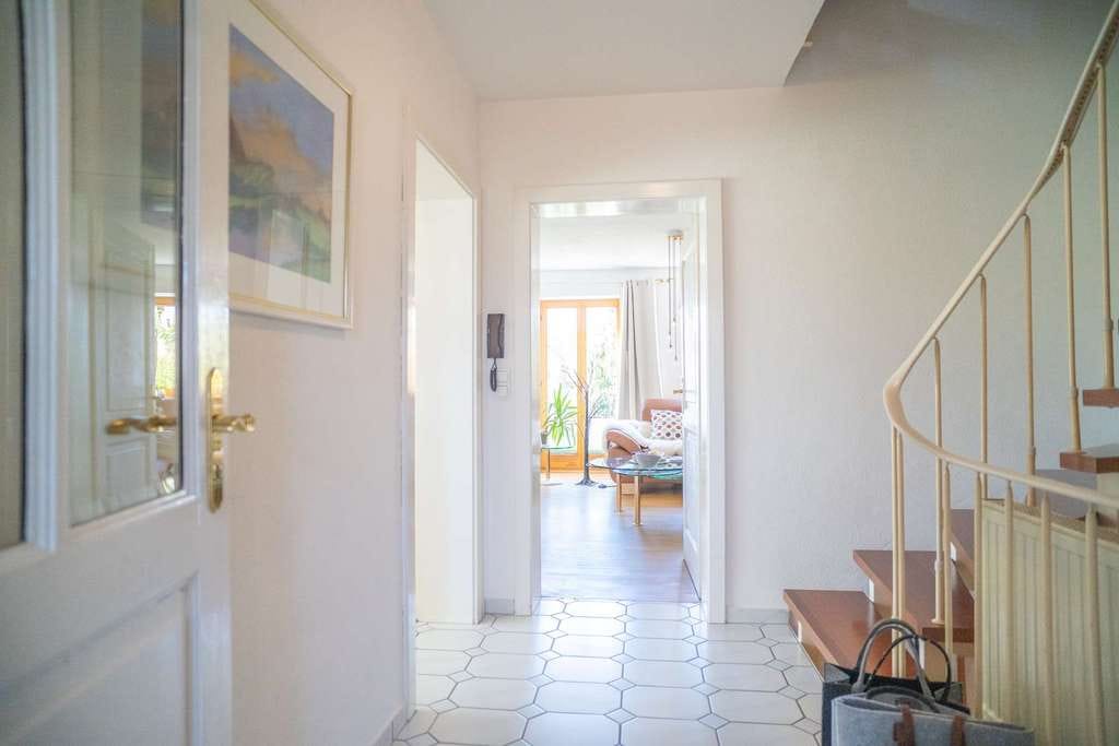Immobilie in Dinkelsbühl - Design, Charme & Wellness – Reihenendhaus mit besonderem Lifestyle - Bild 3