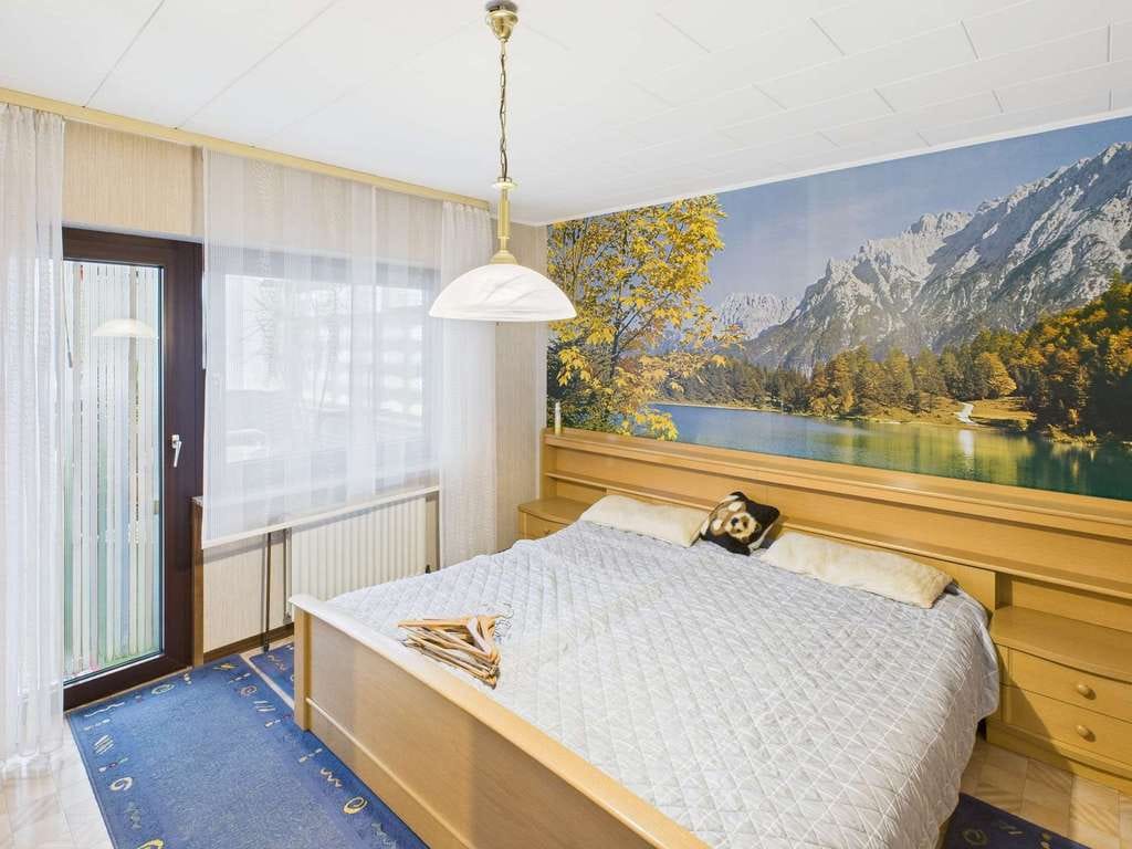 Immobilie in Oberaula - Einfamilienhaus in ruhiger Lage - Bild 2