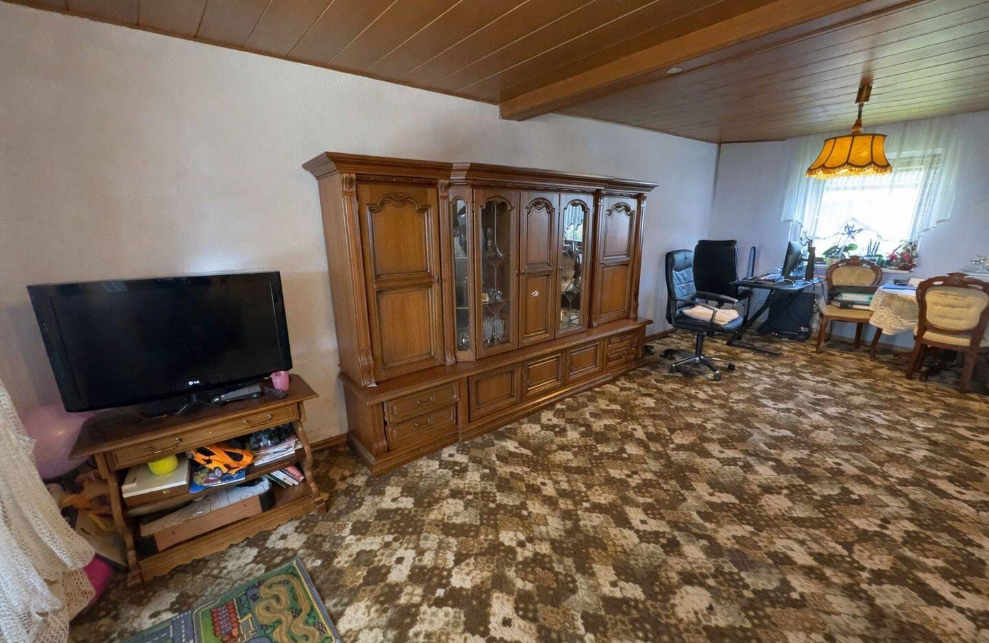 Immobilie in Rheinbrohl - Gemütliches Einfamilienhaus mit Terrasse, Garten und Garage in ruhiger Wohnlage von Rheinbrohl - Bild 4