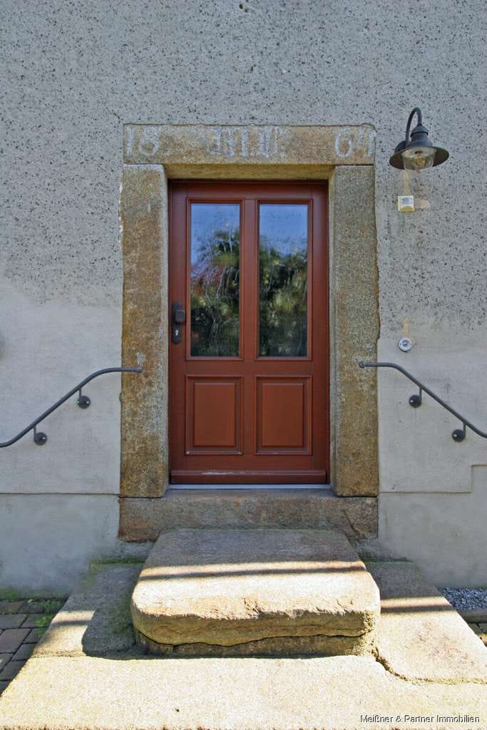 Immobilie in Großpostwitz/O.L. - Budestecy - Modernisiertes Zweifamilienhaus in ruhiger Lage - Bild 1