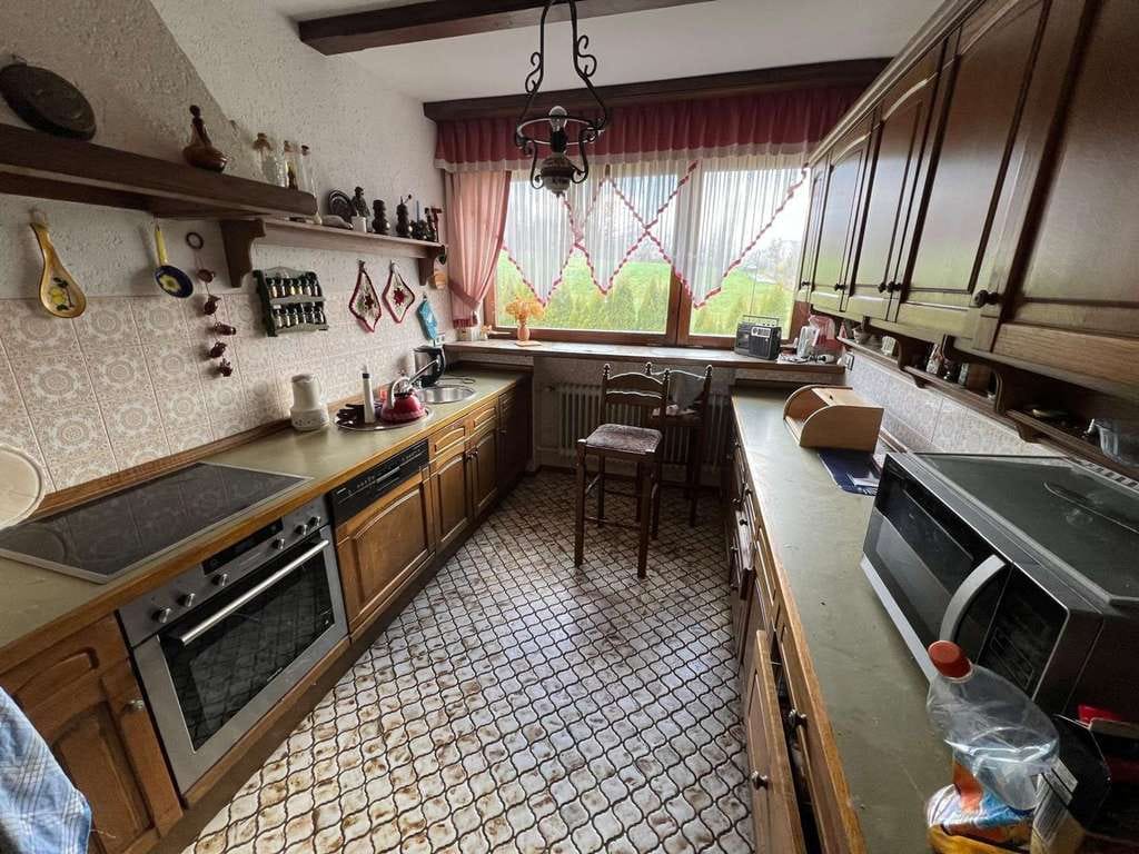 Immobilie in Happurg - Einfamilienhaus mit Einliegerwohnung auf großzügigem Grundstück in Happurg - Bild 3
