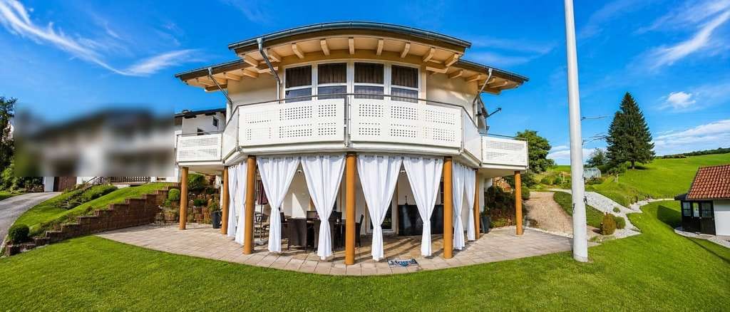 Immobilie in Drachselsried - Exklusives Wohnen mit Panoramablick – Ihr Zuhause im Zellertal - Bild 3