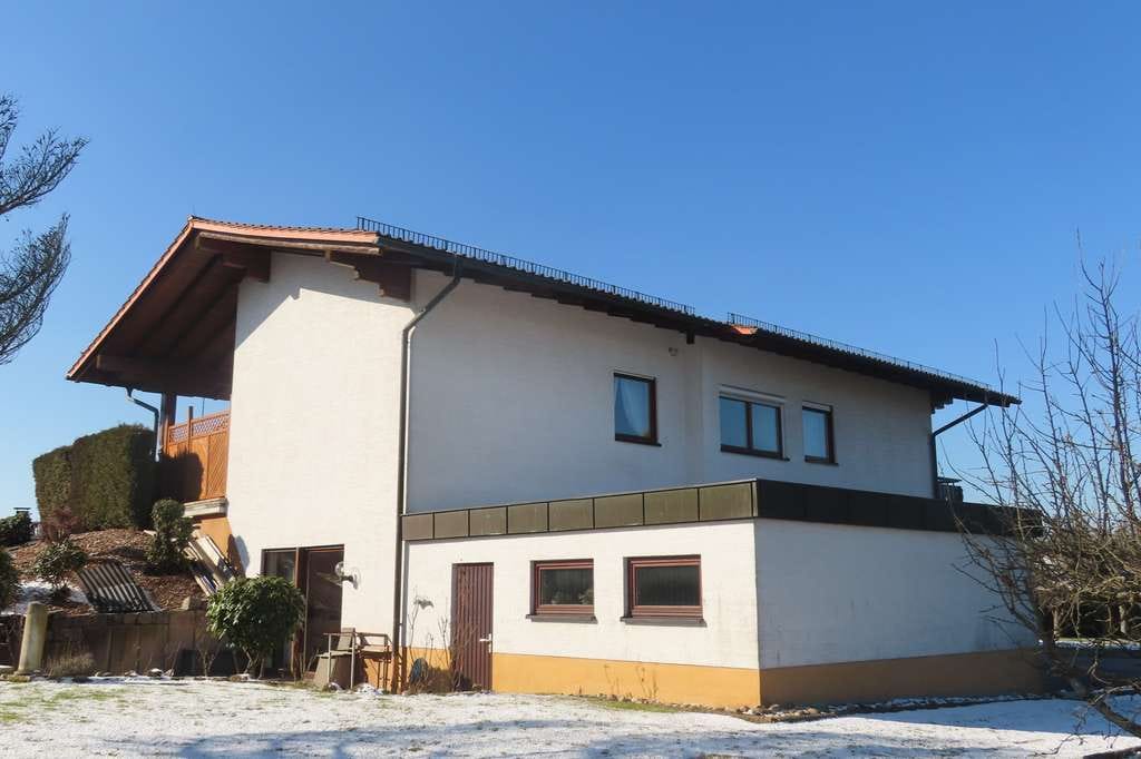 Immobilie in Oberzent - Behagliches und großzügiges 1-2 Familienhaus zu verkaufen - Bild 1