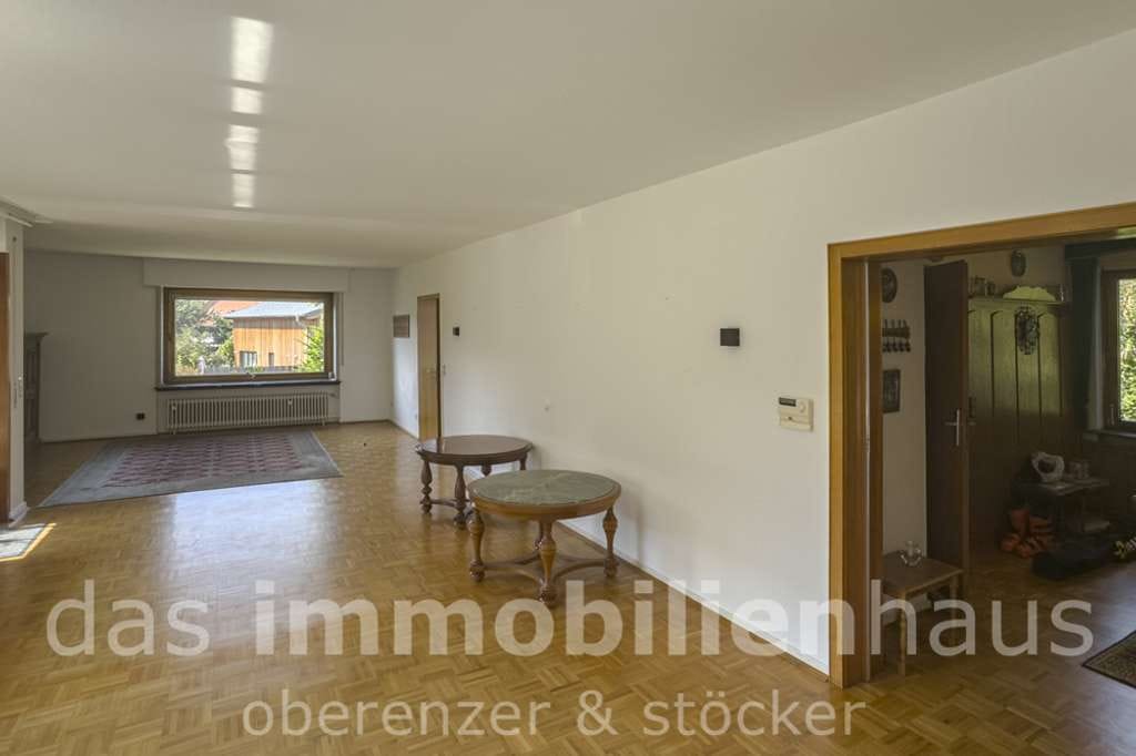 Immobilie in Cremlingen - Großzügiges Wohnhaus mit 1640 m² Grundstück im Ortskern von Schandelah - Bild 4