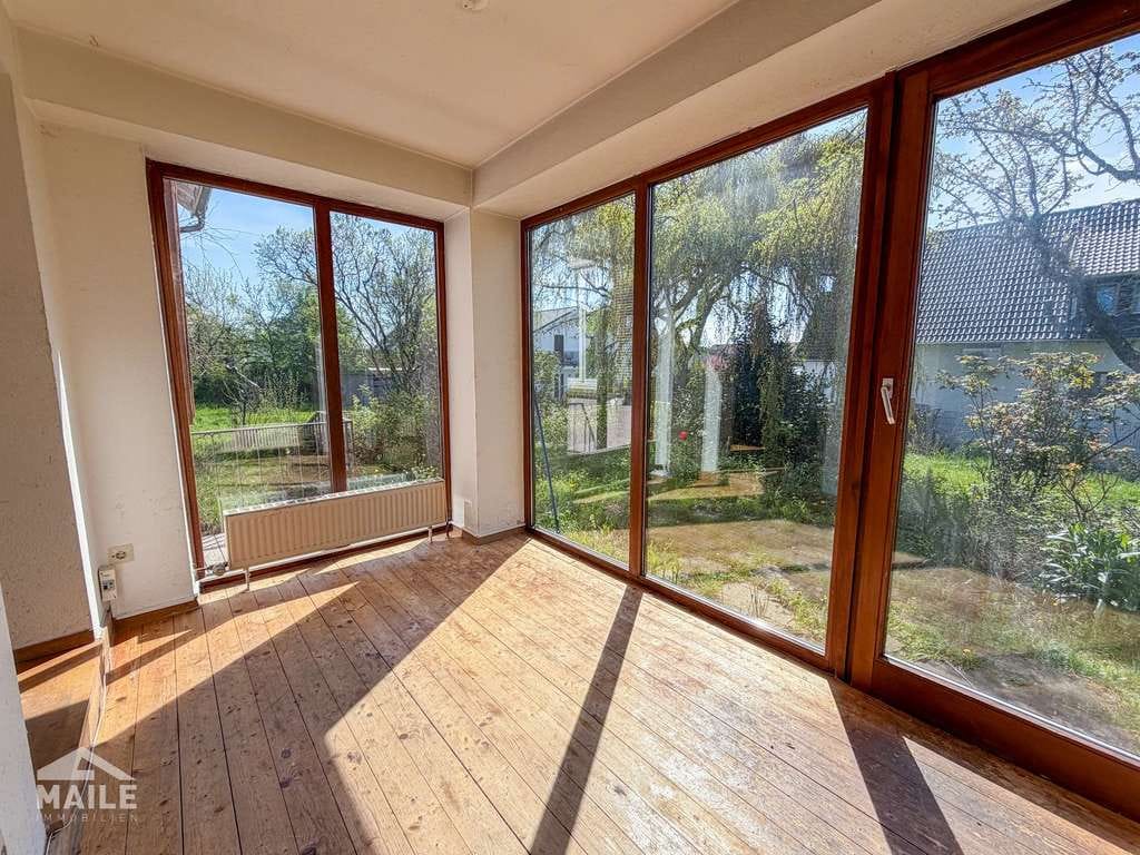 Immobilie in Steinenbronn - Sonniges Einfamilienhaus auf 1600 qm Grundstücksfläche mit viel Potenzial! - Bild 2