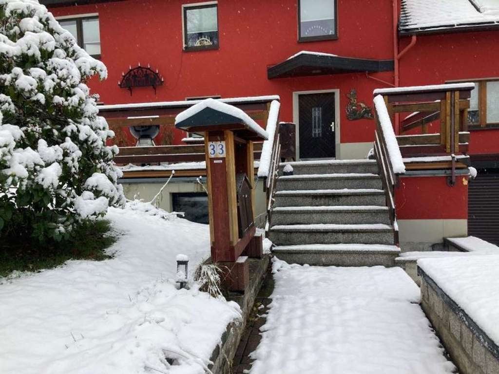 Immobilie in Schwarzenberg/Erzgebirge - Vermietetes Einfamilienhaus in Schwarzenberg - Bild 1
