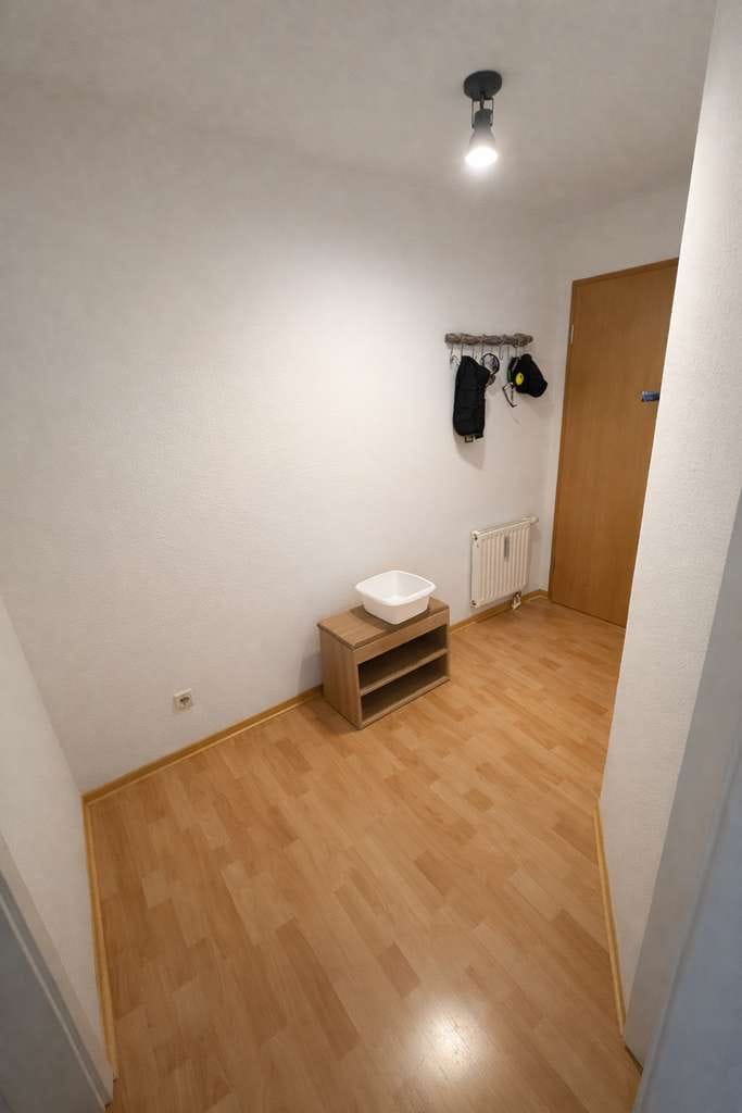 Immobilie in Plochingen - solides Investment o. Eigenbedarf | 2-Zimmer-Wohnung Balkon, Keller & Tiefgarage | kein Wartungsstau - Bild 4