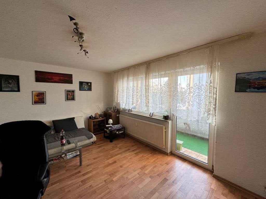 Immobilie in Oerlinghausen -  geräumige 3-Raum-Wohnung mit Westbalkon, Aufzug und Keller - Bild 0
