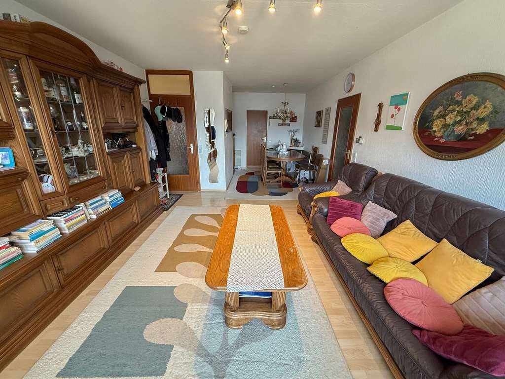Immobilie in Bad Hönningen - Charmante 3-Zimmer Eigentumswohnung mit 2 Balkonen in guter Wohnlage von Bad Hönningen! - Bild 2