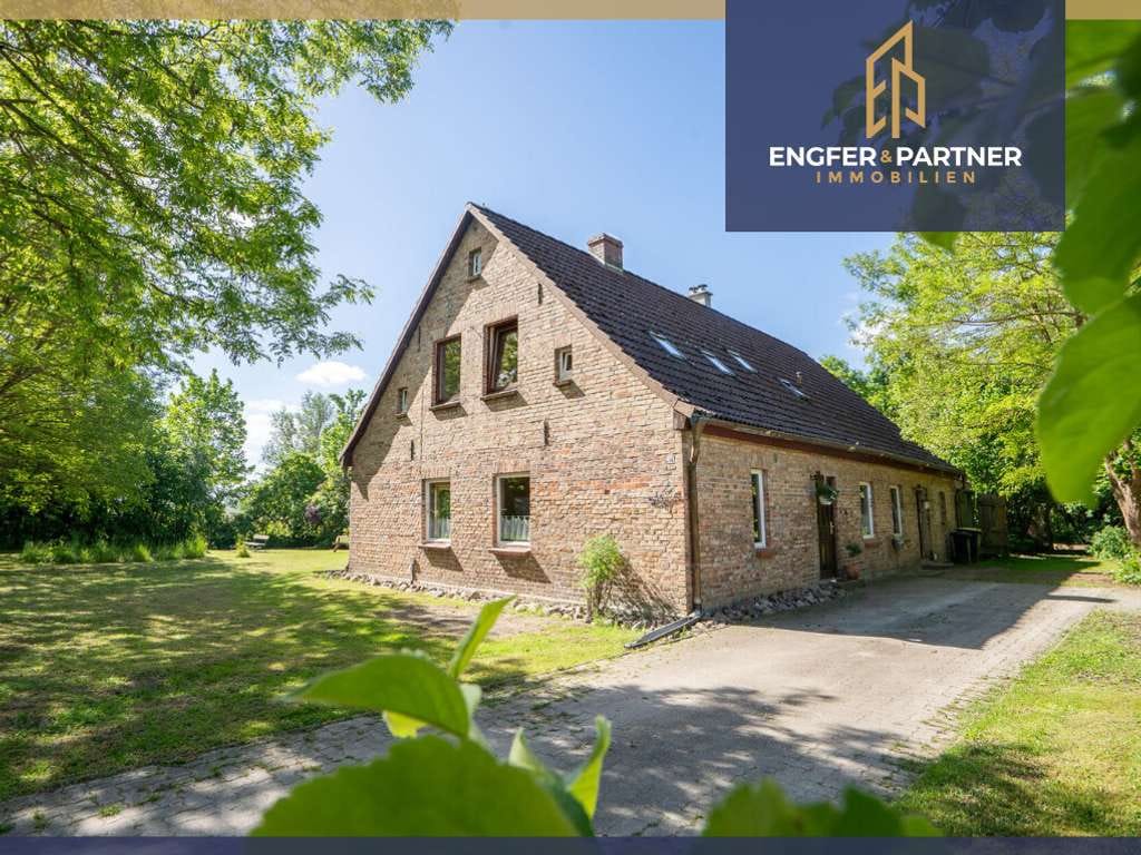 Immobilie in Dargun - Naturparadies mit Seele – ökologisch saniertes Landhaus mit Atelier, Teich & alten Obstbäumen! - Bild 0
