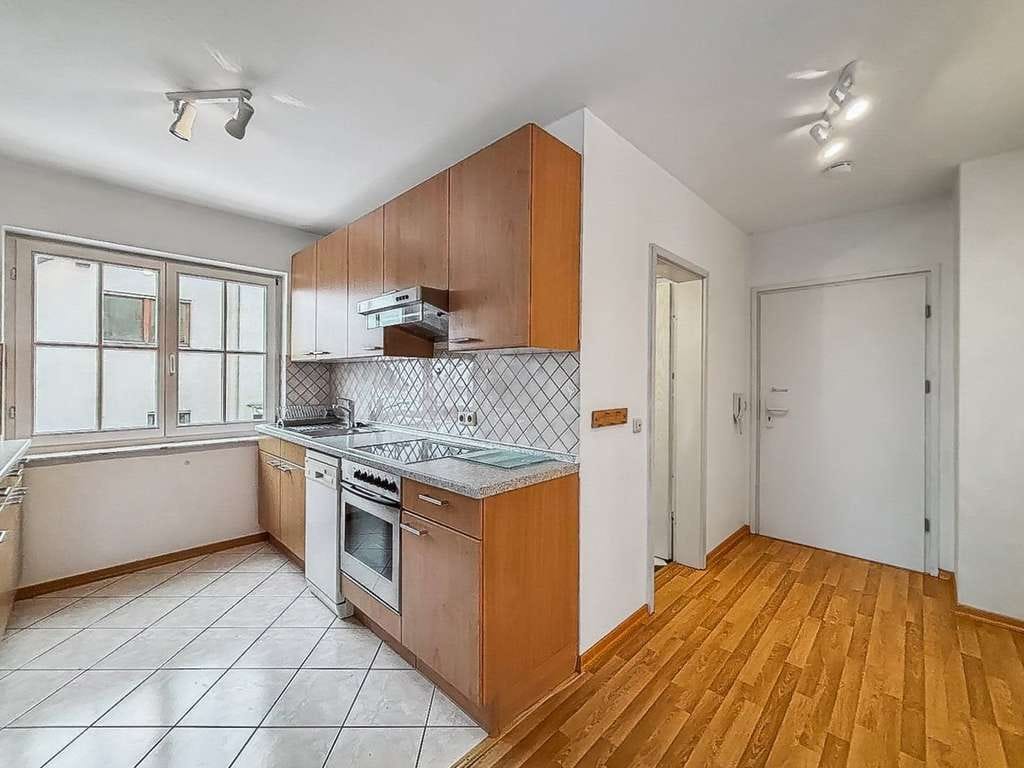 Immobilie in Marburg - Marburg-Michelbach: Helle 2-Zimmer-Wohnung mit 2 Balkonen, Tiefgargenstellplatz und Tageslichtbad - Bild 3