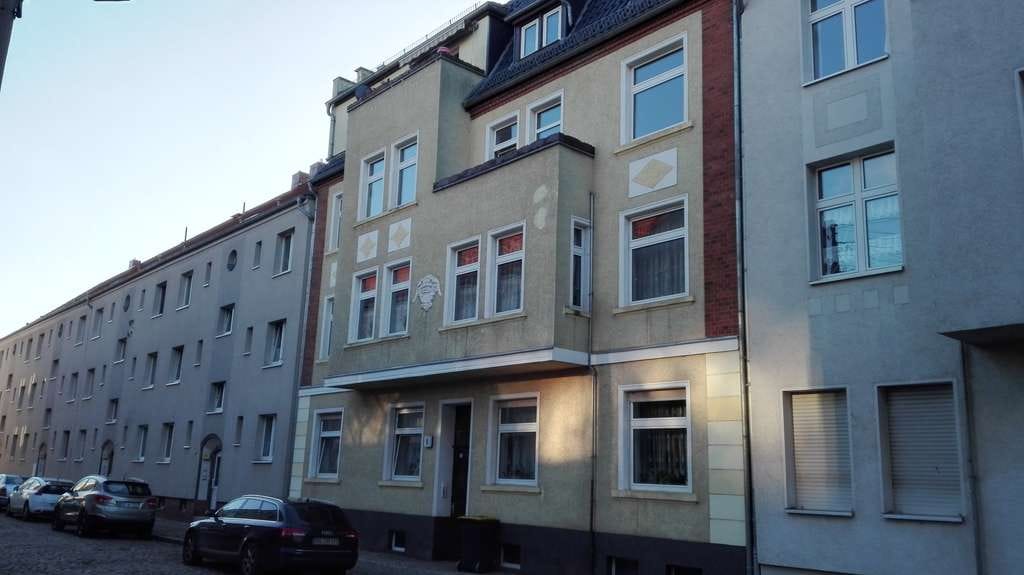 Immobilie in Magdeburg - gesenkter Kaufpreis: MFH als solide Kapitalanlage - Bild 1