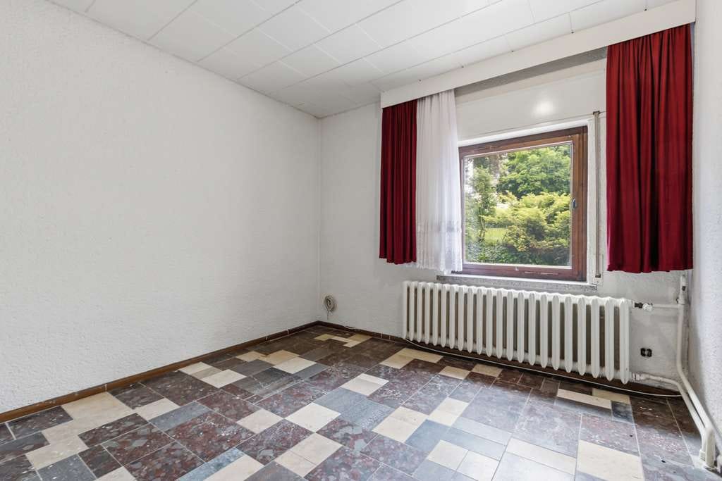 Immobilie in Goethestadt Bad Lauchstädt - Handwerker aufgepasst! Einfamilienhaus mit Pool und Garage in Delitz am Berge - Bild 4
