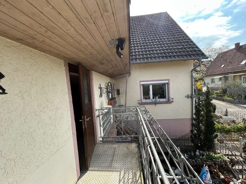 Immobilie in Lauf - Lauf - Haus mit Entwicklungspotenzial in guter Lage! - Bild 5