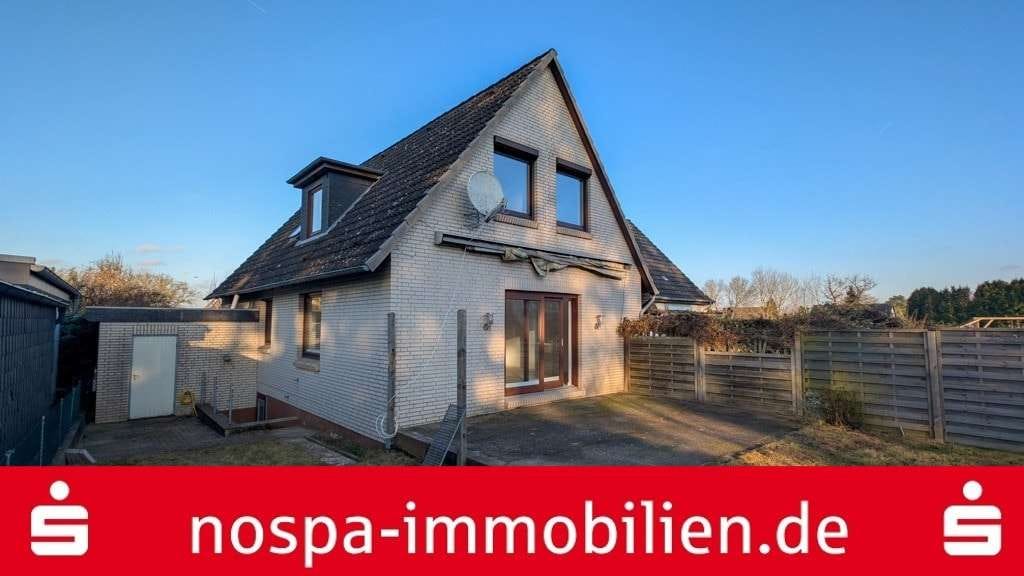 Immobilie in Fahrdorf - Einfamilienhaus in Fahrdorf an der Schlei – Frei verfügbar mit Entwicklungspotenzial! - Bild 0