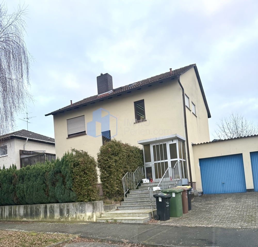 Immobilie in Immenhausen - Charmantes Einfamilienhaus mit großem Grundstück in begehrter Wohnlage von Immenhausen - Bild 0