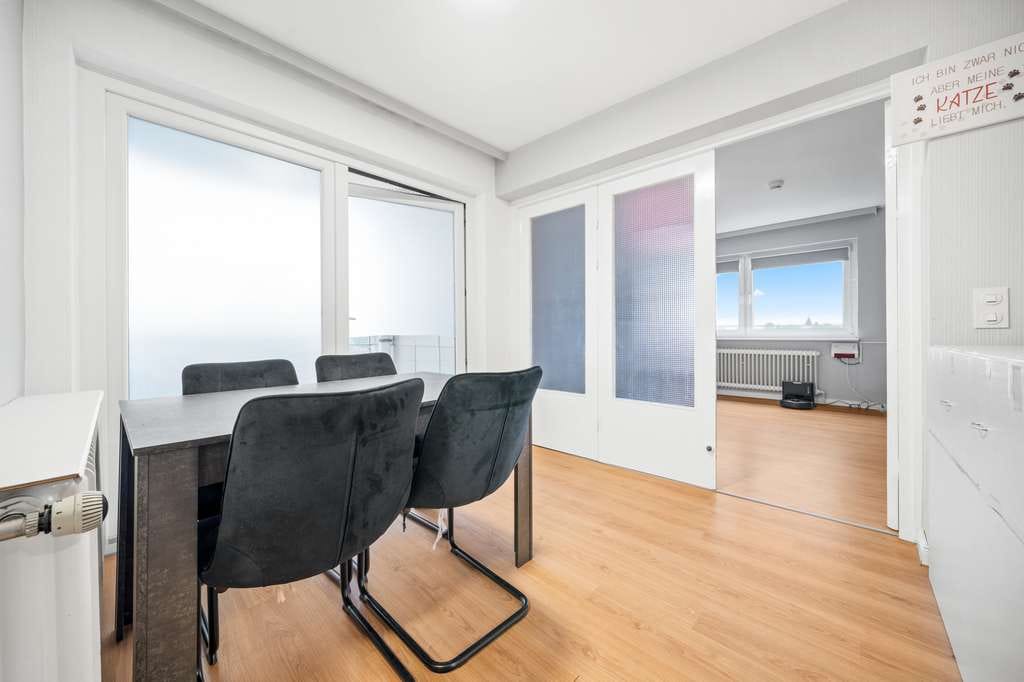 Immobilie in Rendsburg - Attraktive 4 Zimmer ETW mit sonnigem Balkon, Weitblick und Aufzug - Bild 4