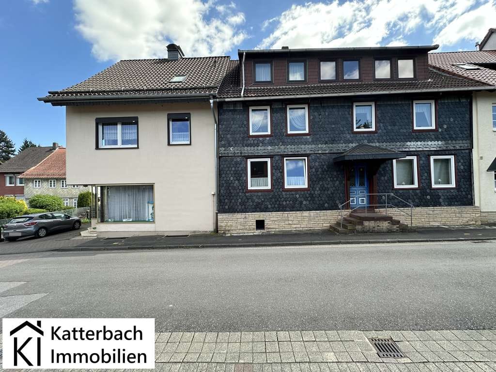 Immobilie in Bad Gandersheim - Großzügiges Mehrfamilienhaus mit 5 Einheiten in Bad Gandersheim - Bild 0
