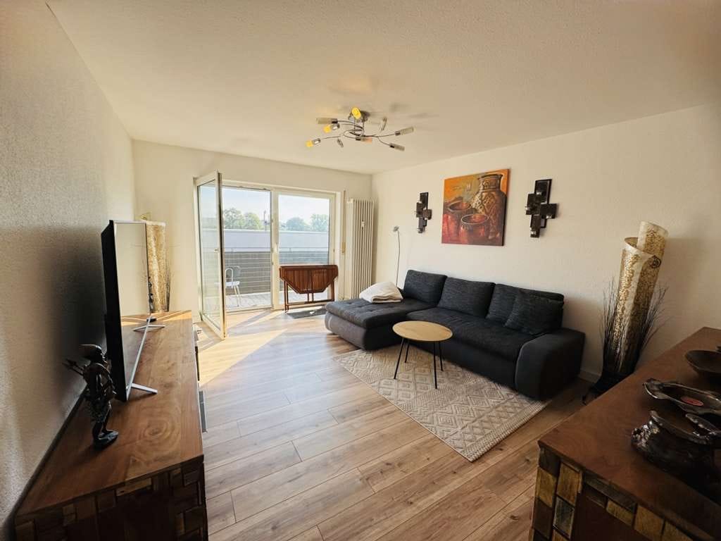 Immobilie in Neuburg am Rhein - Wohnkomfort zum Wohlfühlen - gepflegte 3-Zimmer-Wohnung mit kompletter Einrichtung - Bild 0