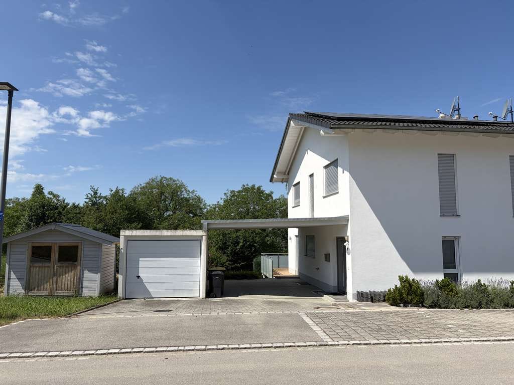 Immobilie in Steindorf - Neubaukomfort aus dem Jahr 2014 ohne Bauzeit und Kostenrisiko - Bild 2