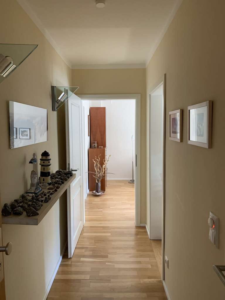 Immobilie in Lambrechtshagen - topsanierte Wohnung, 40 m², ohne Maklergebühr, im Komponistenviertel von Reutershagen zu verkaufen - Bild 2