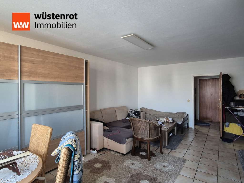 Immobilie in Frankfurt am Main - Licht, Luft, Lage: 2-Zimmer-Wohnung mit Top-Schnitt und Balkon in Frankfurt-Nied - Bild 2