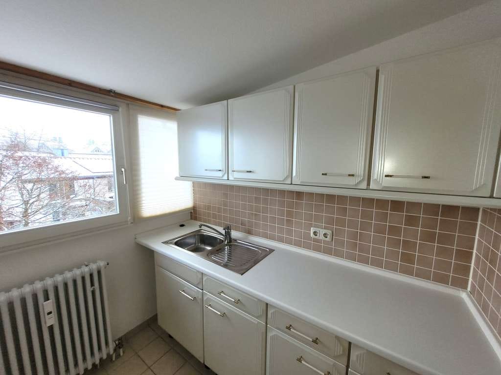 Immobilie in Poing - Charmantes 1-Zi.-DG-Appartement mit Dachgaube & durchdachtem Raumkonzept ! - Bild 4
