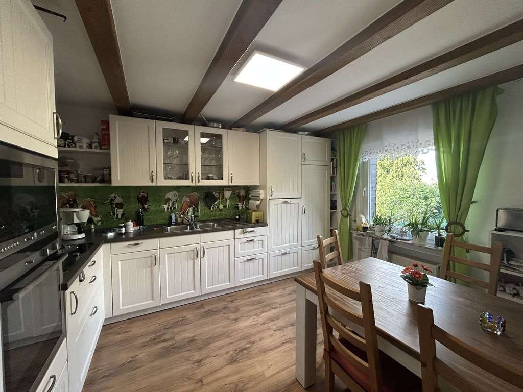 Immobilie in Wipperfürth - Großzügige Doppelhaushälfte aus Alt & Neubau-Mehrgenerationen Haus, ländlich gelegen - Bild 0
