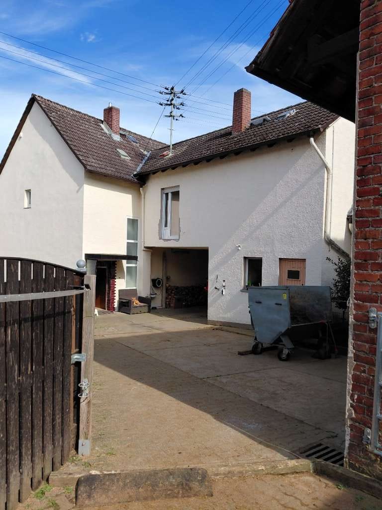 Immobilie in Waldems - Ein GEHÖFT mit reichlich PLATZ für FAMILIE, PFERDE, HUND und KATZ... - Bild 3