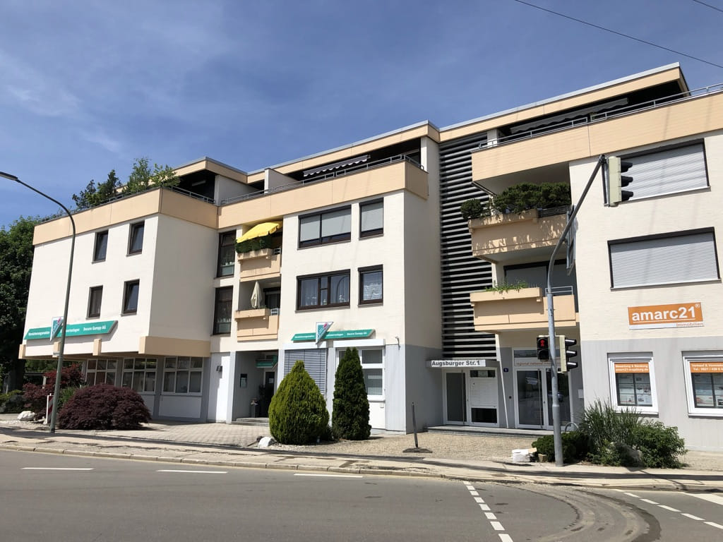 Immobilie in Stadtbergen - Helle 2,5 ZKB in Leitershofen mit großem Balkon und Einzelgarage - Bild 0