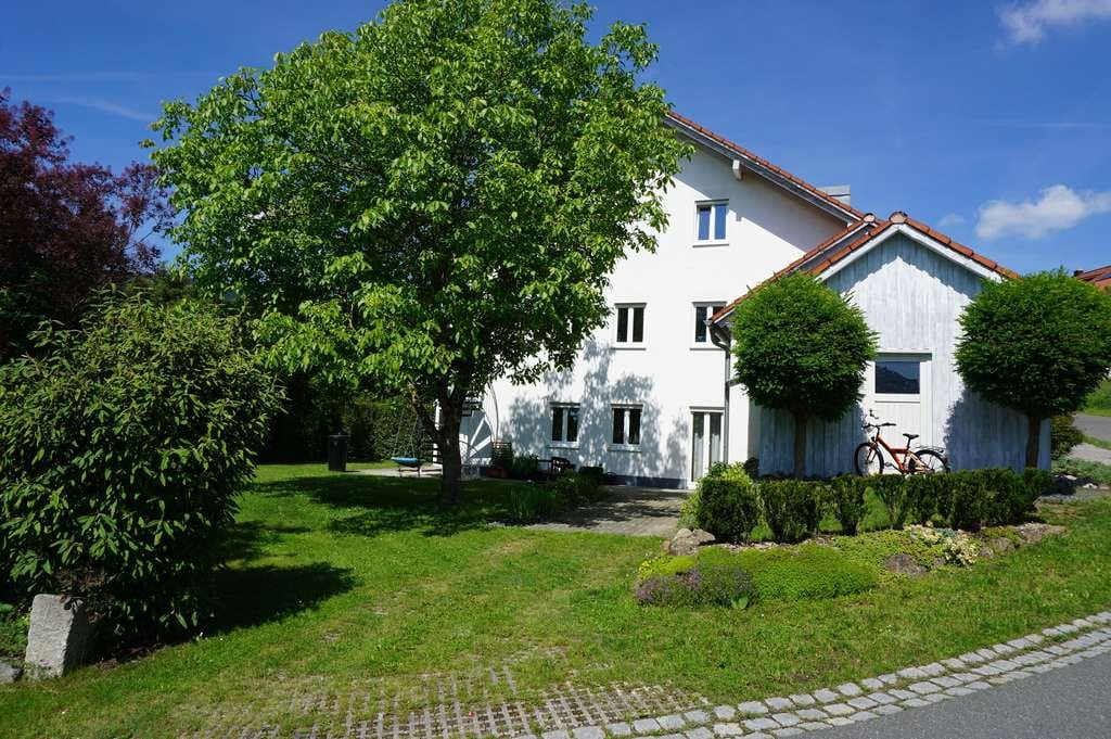 Immobilie in Gleißenberg - Gepflegte Doppelhaushälfte mit großzügiger Hauptwohnung und separater Einliegerwohnung!!! - Bild 4