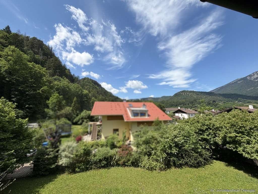 Immobilie in Bad Reichenhall - Bad Reichenhall - Karlstein 
2 kleine Wohnungen direkt nebeneinander – 2 x 2 oder 1 x 4 Zimmer mögl - Bild 2