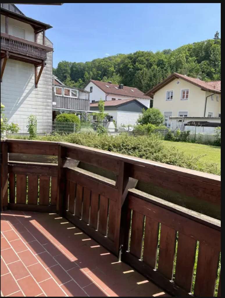 Immobilie in Garching an der Alz -  Auch für Investoren! Attraktiefe 3-Zimmer-Erdgeschosswohnung mit Garage und Stellplatz zu verkaufen - Bild 1