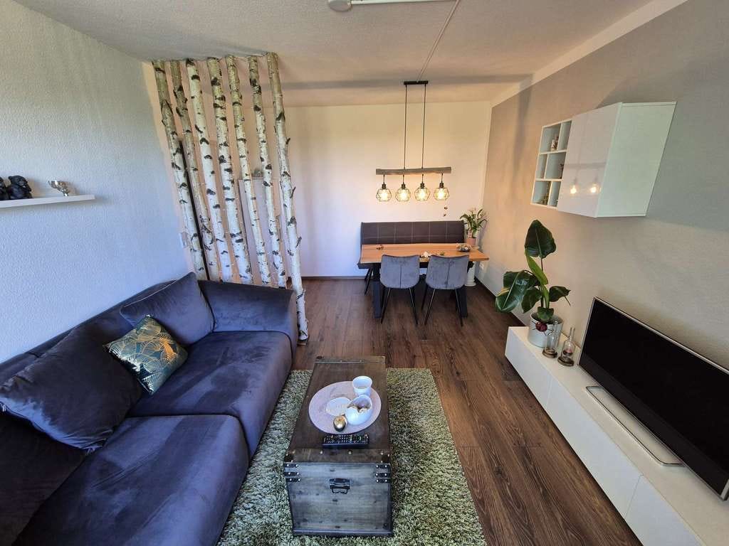 Immobilie in Leuna - Gepflegte 2-Zimmer-Wohnung mit Westbalkon, TG-Stellplatz - Randlage von Leipzig - Bild 3