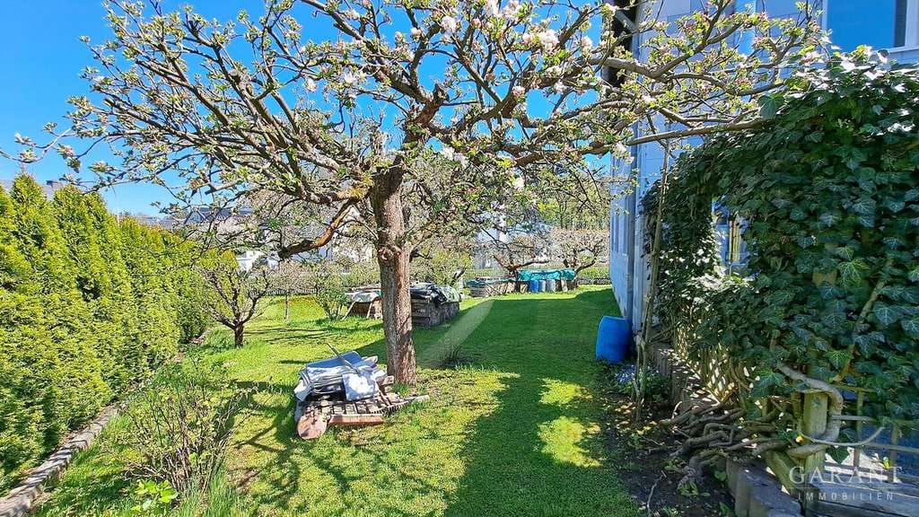 Immobilie in Konradsreuth - Vielseitiges Zweifamilienhaus mit großem Grundstück in ruhiger Lage von Konradsreuth - Bild 3