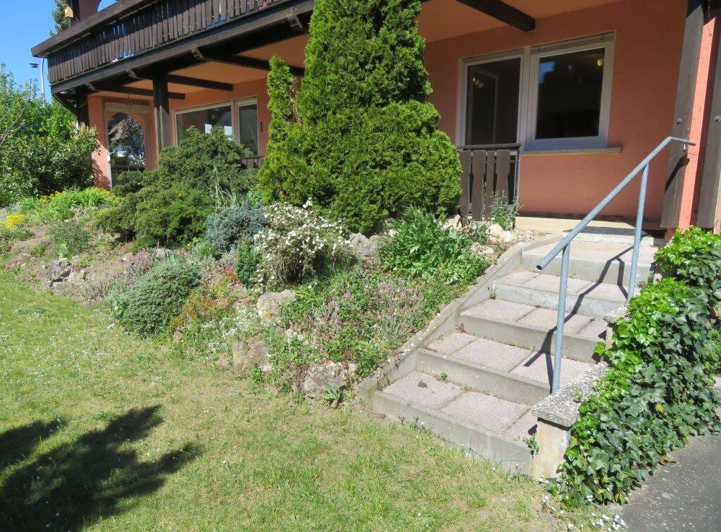Immobilie in Pettstadt - PETTSTADT: 4-ZIMMER-ERDGESCHOSS-WOHNUNG(=SOFORT FREI)MIT ca.30m2 TERRASSE FÜR 275.000,-EURO - Bild 2