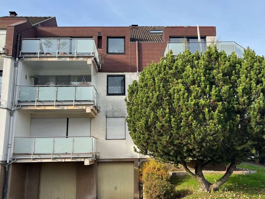 Immobilie in Schmelz - SCHMELZ : Vermietete 2 ZKB - Wohnung mit Balkon und Stellplatz ! - Bild 2